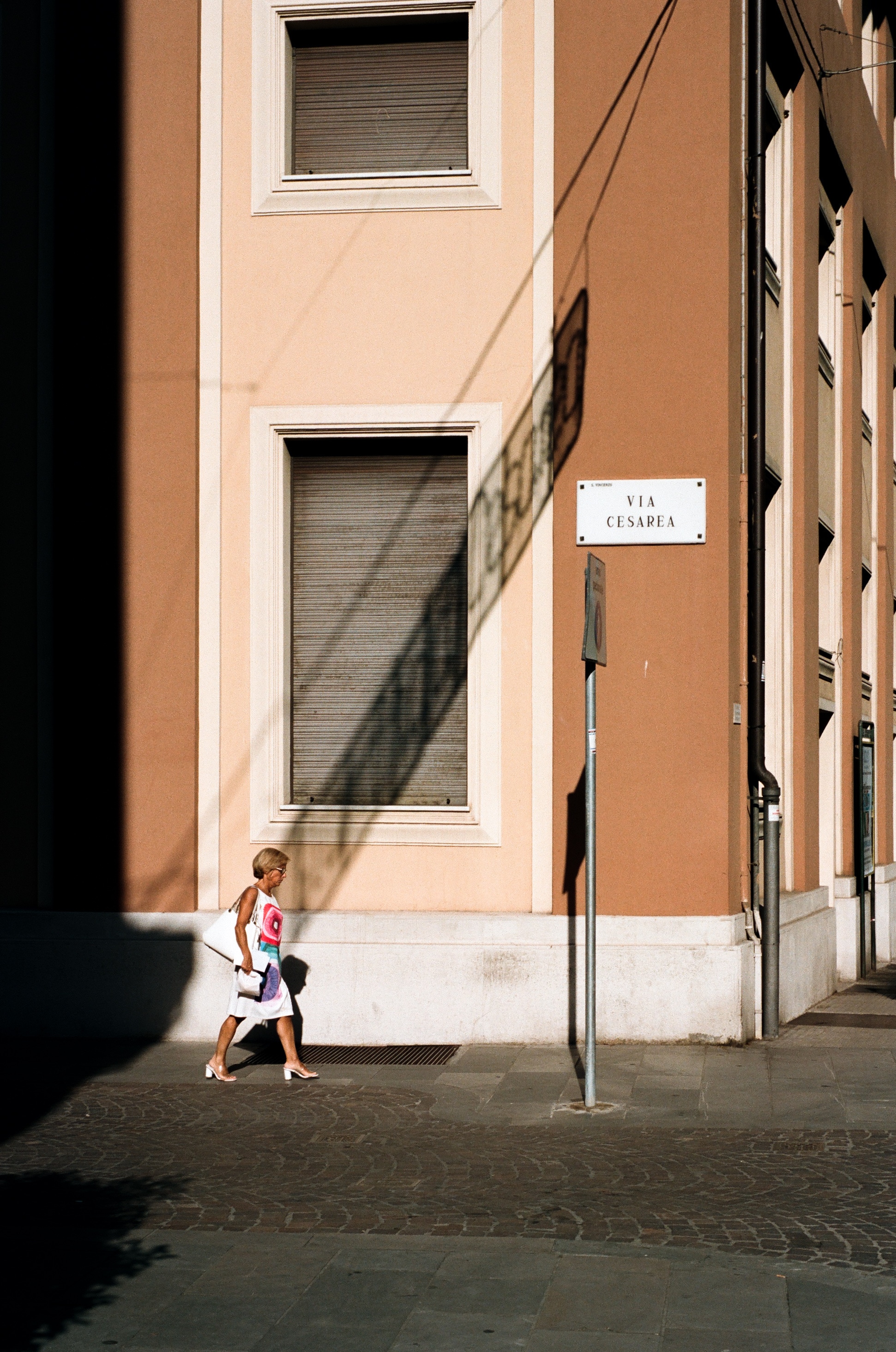 Louis Larrouturou - Art Direction GENOA