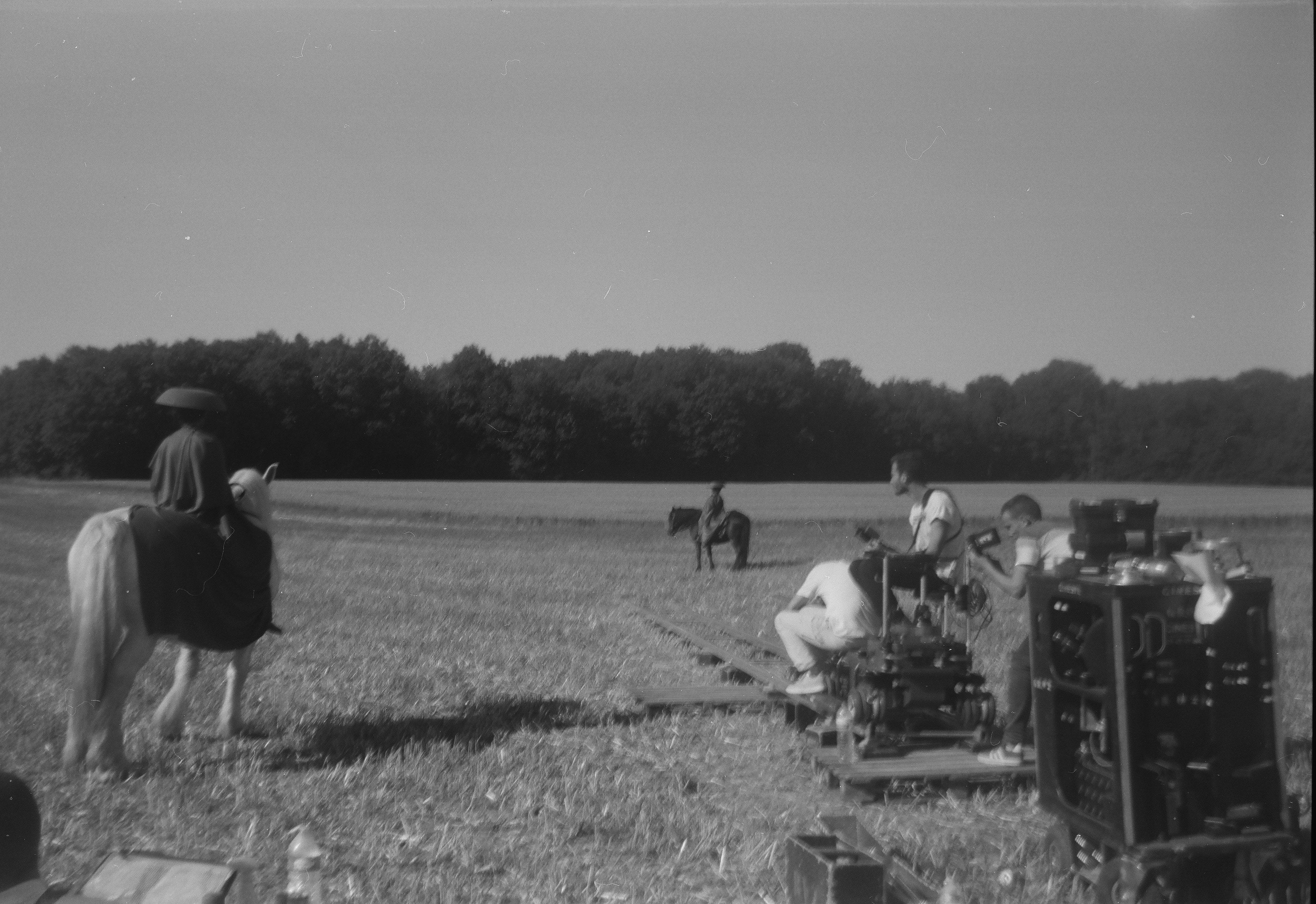 Louis Larrouturou - Art Direction EDEN w/ Layla Blanco